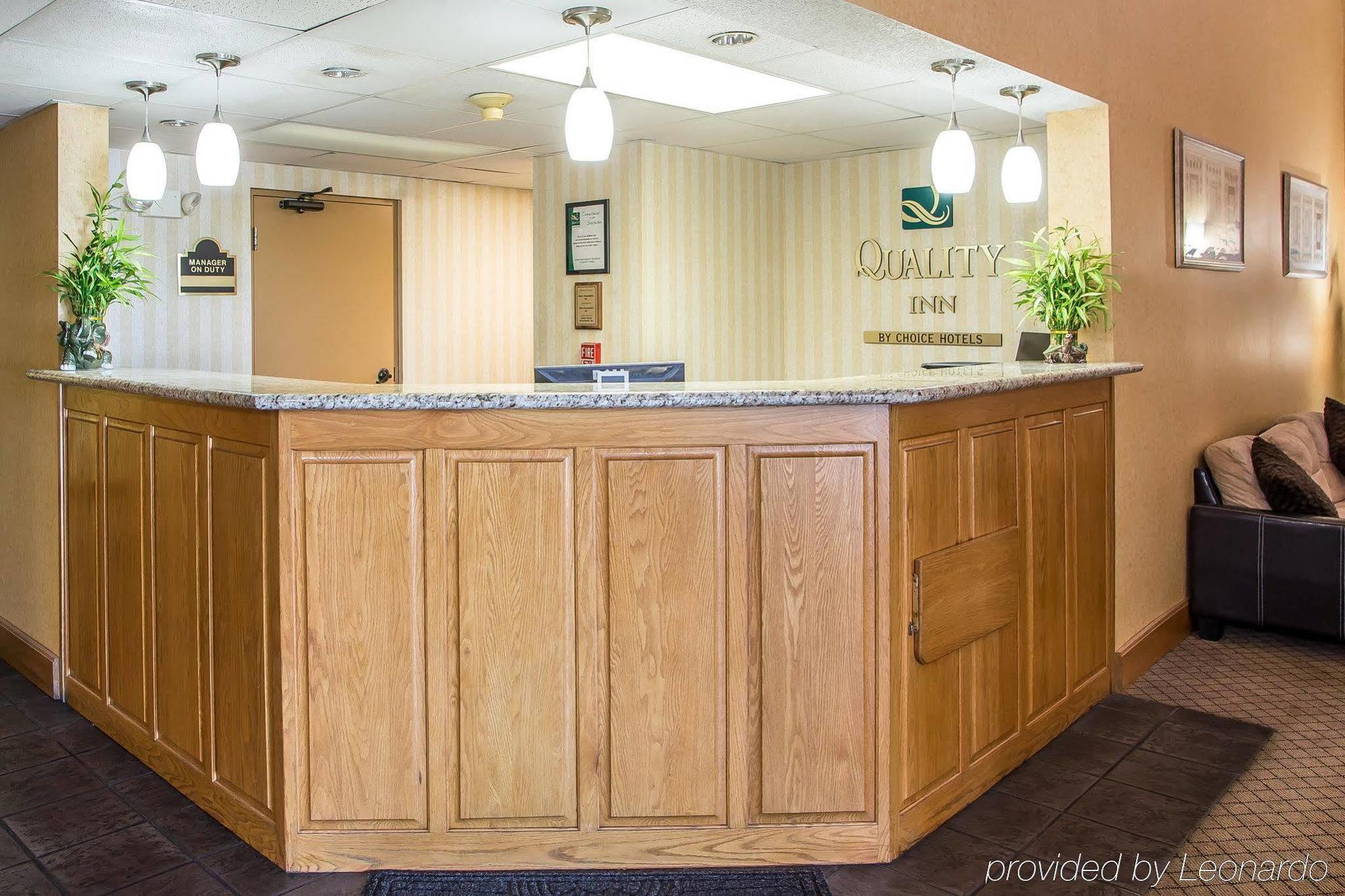 Quality Inn Rolla Exterior photo