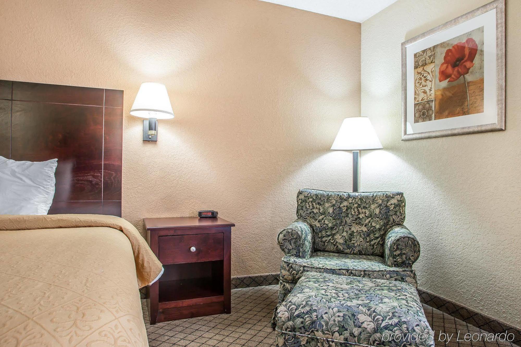 Quality Inn Rolla Exterior photo