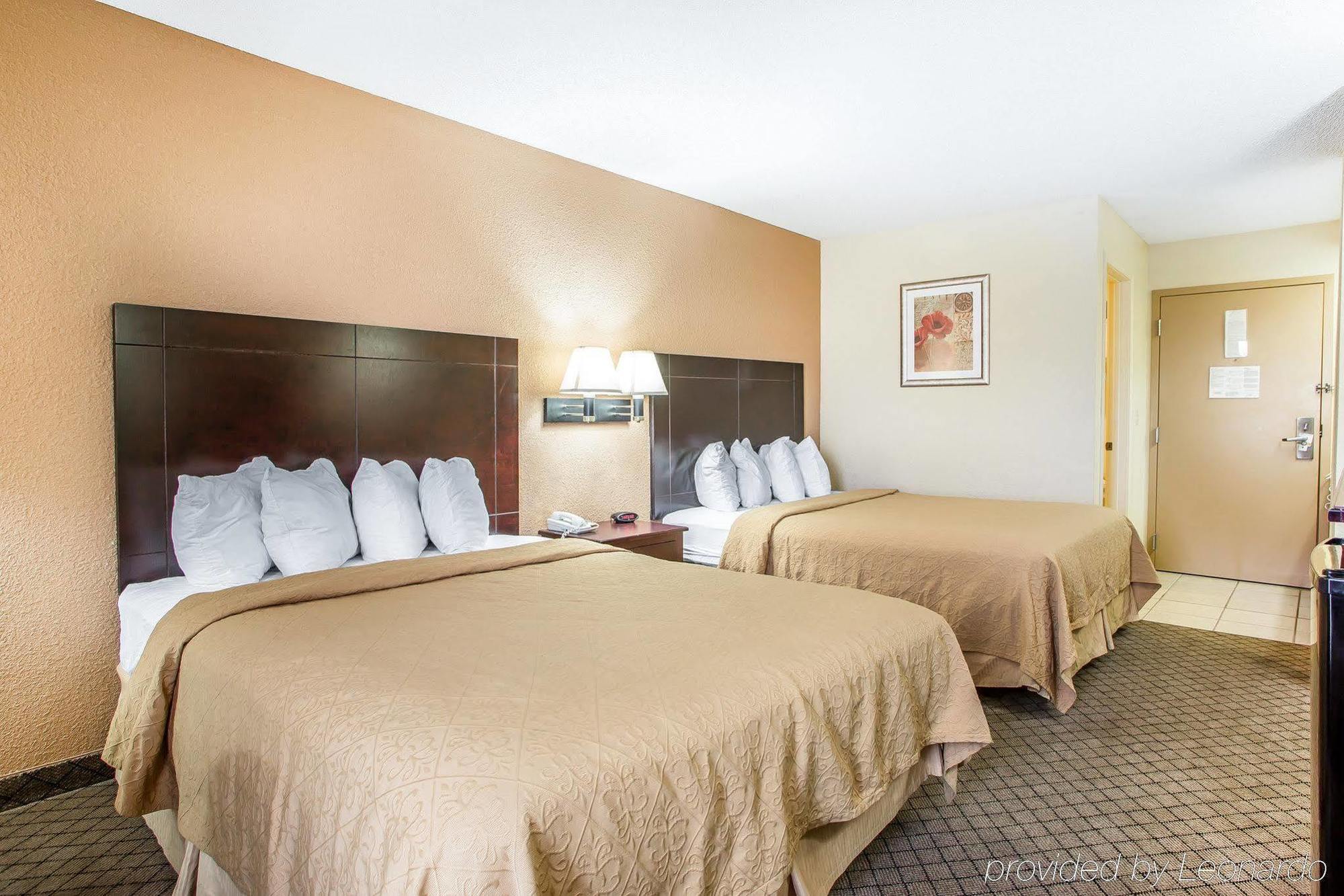 Quality Inn Rolla Exterior photo