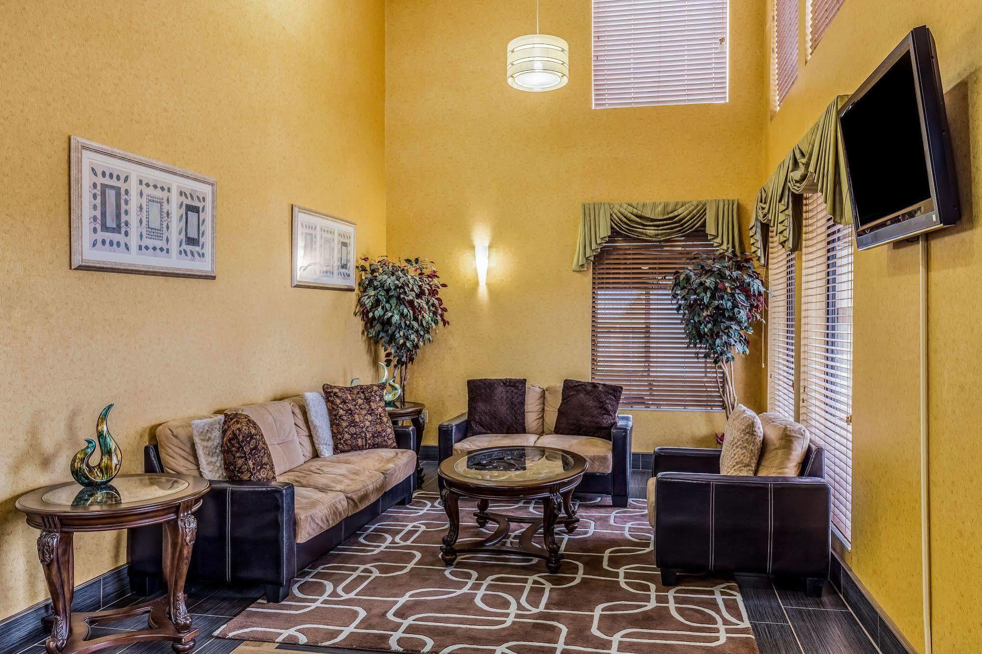 Quality Inn Rolla Exterior photo